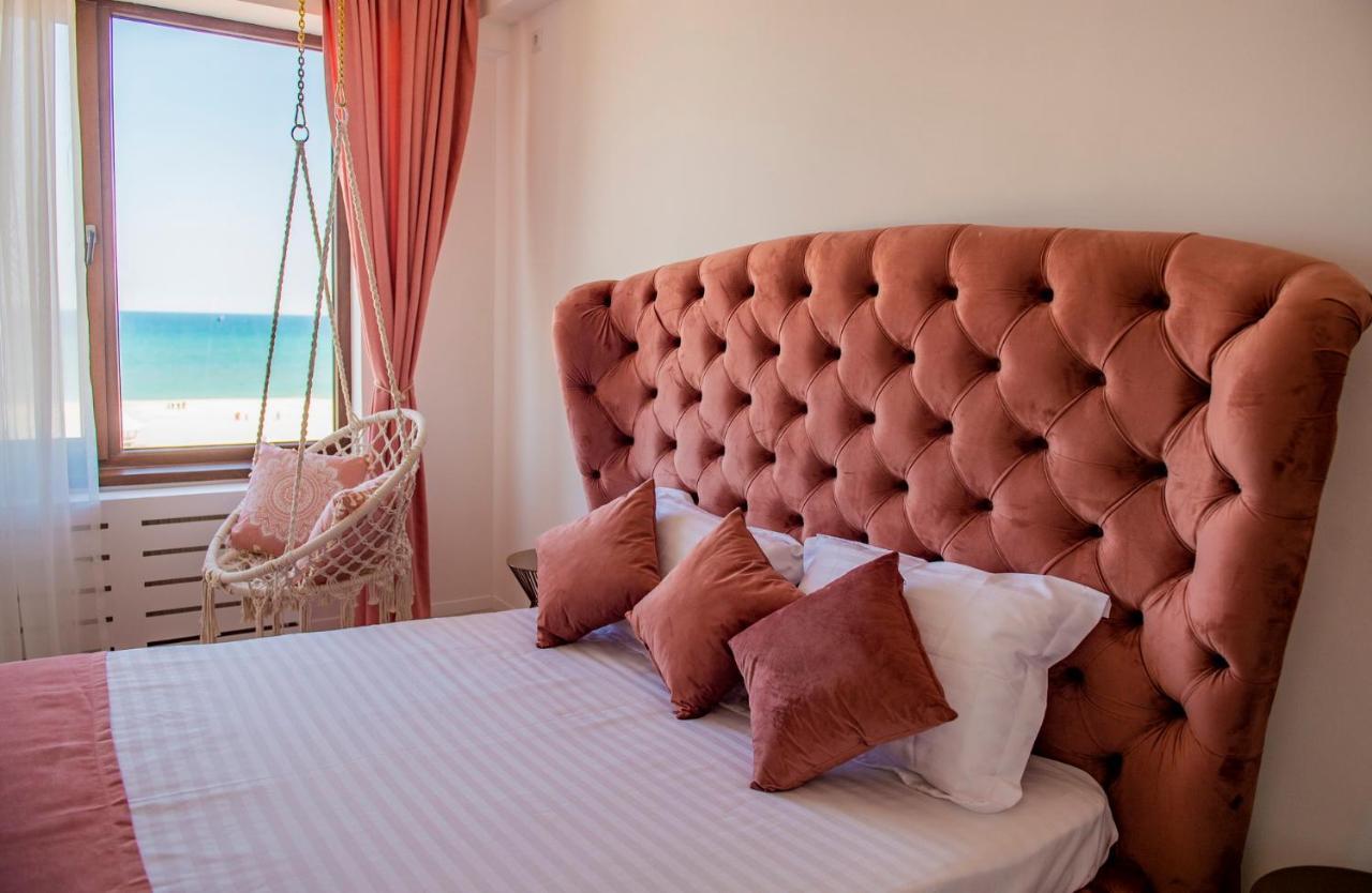 Апартаменты Summerland Luxury Velvet Front Sea View Мамая Экстерьер фото