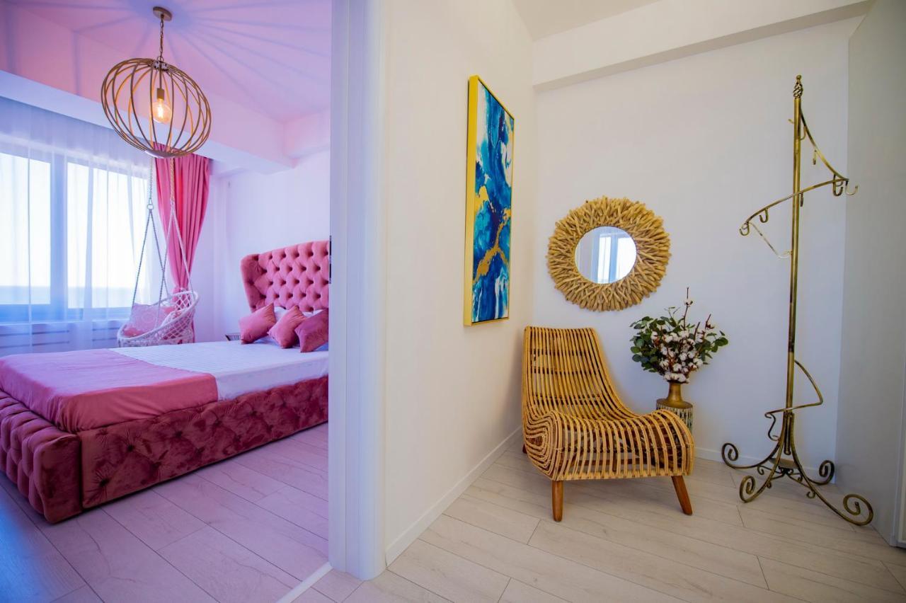 Апартаменты Summerland Luxury Velvet Front Sea View Мамая Экстерьер фото
